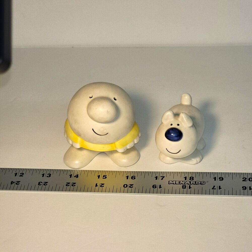 Vintage 1979 Ziggy & Fuzz Salt and Pepper Shakers Ceramic Japan WWA Tom Wilson